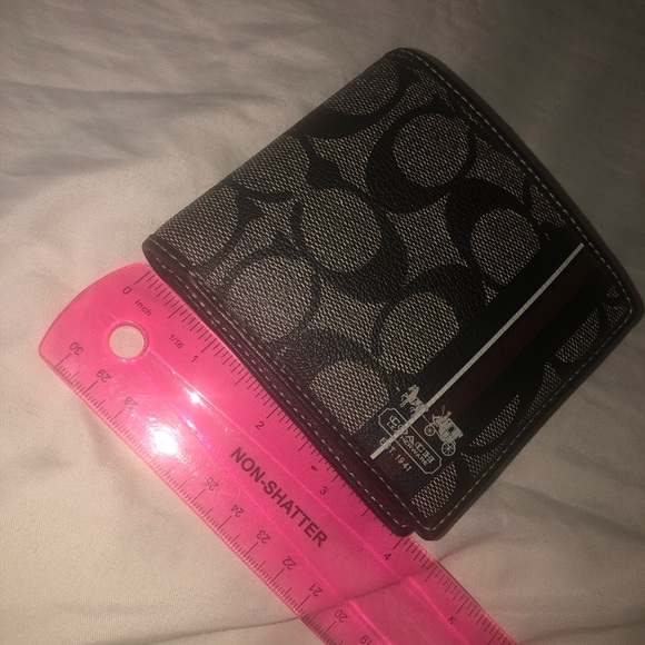 Men’s Coach Wallet - Picture 3 of 7